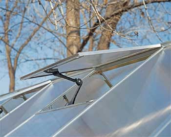 Adjustable Roof Vent for Ventilation in Greenhouse